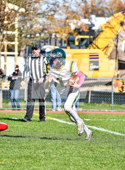 Thumbnail 3 in Finney @ Red Jacket (NYSPHSAA 8-Man Quarterfinal) photogallery.