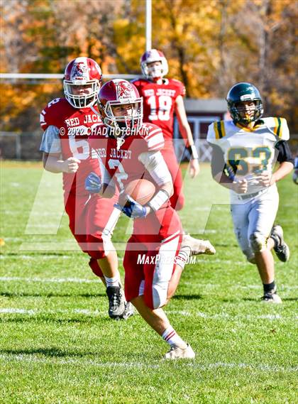Thumbnail 2 in Finney @ Red Jacket (NYSPHSAA 8-Man Quarterfinal) photogallery.