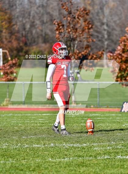 Thumbnail 1 in Finney @ Red Jacket (NYSPHSAA 8-Man Quarterfinal) photogallery.