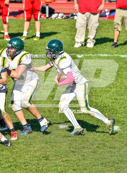 Thumbnail 1 in Finney @ Red Jacket (NYSPHSAA 8-Man Quarterfinal) photogallery.