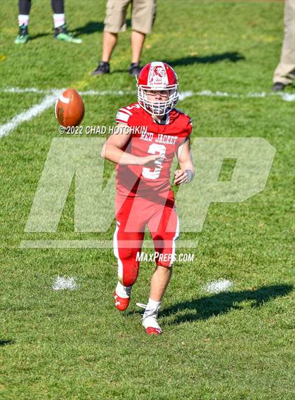 Thumbnail 2 in Finney @ Red Jacket (NYSPHSAA 8-Man Quarterfinal) photogallery.