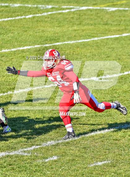 Thumbnail 2 in Finney @ Red Jacket (NYSPHSAA 8-Man Quarterfinal) photogallery.