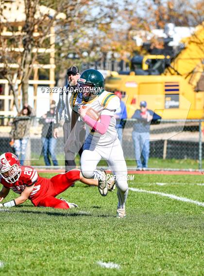 Thumbnail 2 in Finney @ Red Jacket (NYSPHSAA 8-Man Quarterfinal) photogallery.