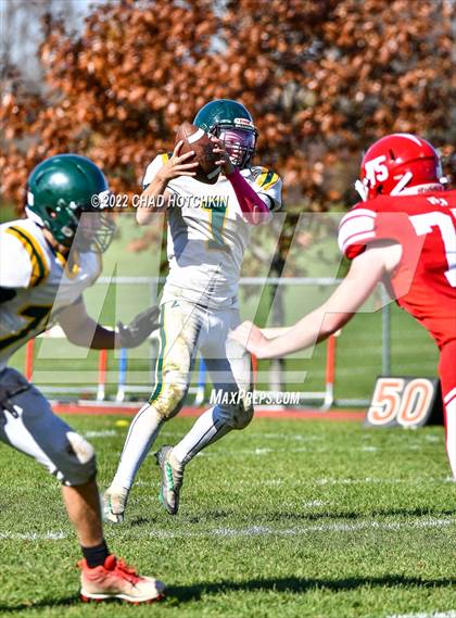 Thumbnail 1 in Finney @ Red Jacket (NYSPHSAA 8-Man Quarterfinal) photogallery.