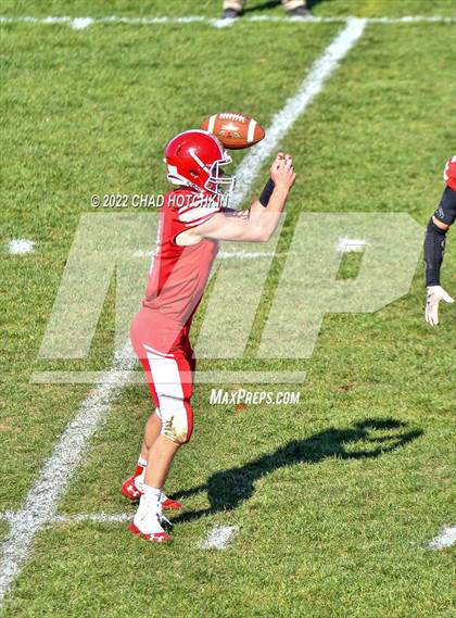 Thumbnail 2 in Finney @ Red Jacket (NYSPHSAA 8-Man Quarterfinal) photogallery.