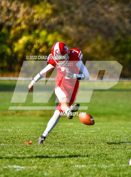 Thumbnail 3 in Finney @ Red Jacket (NYSPHSAA 8-Man Quarterfinal) photogallery.