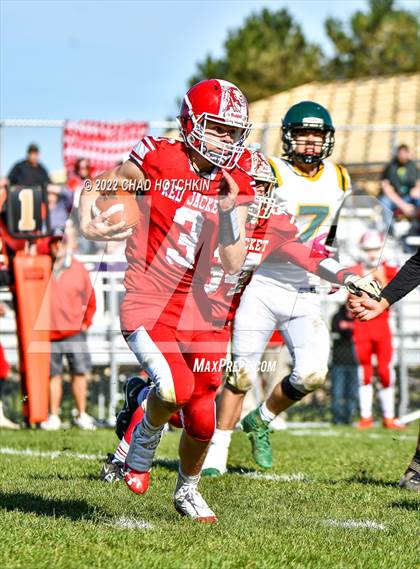 Thumbnail 1 in Finney @ Red Jacket (NYSPHSAA 8-Man Quarterfinal) photogallery.