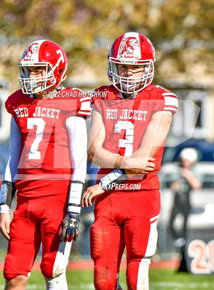 Thumbnail 2 in Finney @ Red Jacket (NYSPHSAA 8-Man Quarterfinal) photogallery.