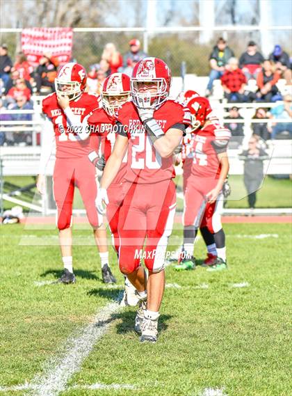Thumbnail 1 in Finney @ Red Jacket (NYSPHSAA 8-Man Quarterfinal) photogallery.