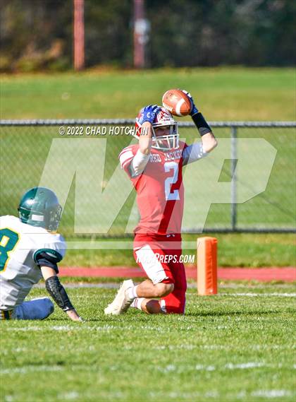 Thumbnail 3 in Finney @ Red Jacket (NYSPHSAA 8-Man Quarterfinal) photogallery.