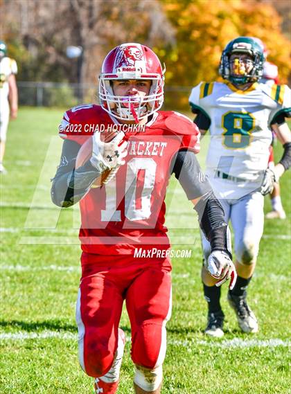 Thumbnail 1 in Finney @ Red Jacket (NYSPHSAA 8-Man Quarterfinal) photogallery.