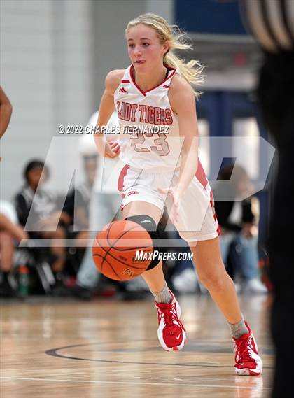 Thumbnail 2 in Glen Rose vs. Hearne (Aggieland Invitational) photogallery.