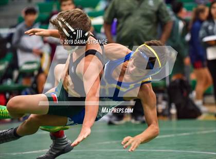 Thumbnail 3 in Knights Invitational photogallery.