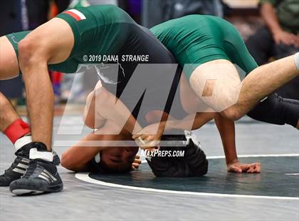 Thumbnail 3 in Knights Invitational photogallery.