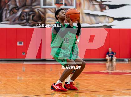 Thumbnail 3 in Hempstead @ Hitchcock photogallery.