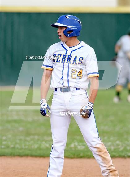 Thumbnail 2 in Lincoln vs. Placer (CIF SJS D4 Final) photogallery.