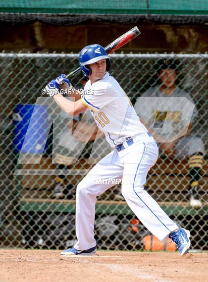 Thumbnail 3 in Lincoln vs. Placer (CIF SJS D4 Final) photogallery.