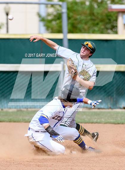 Thumbnail 2 in Lincoln vs. Placer (CIF SJS D4 Final) photogallery.