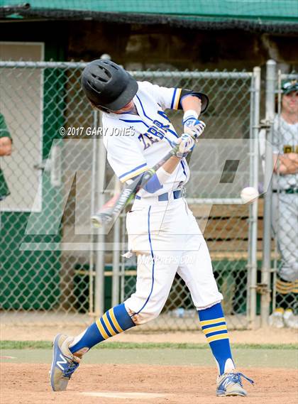 Thumbnail 3 in Lincoln vs. Placer (CIF SJS D4 Final) photogallery.
