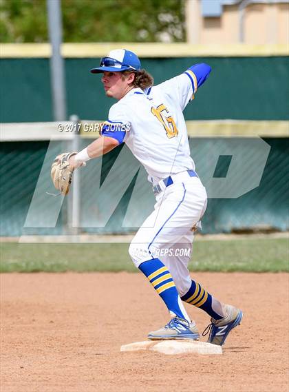 Thumbnail 2 in Lincoln vs. Placer (CIF SJS D4 Final) photogallery.