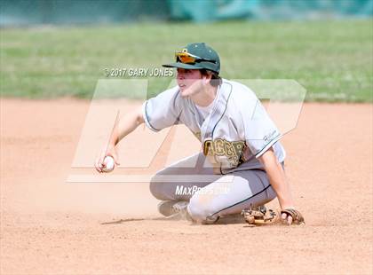 Thumbnail 1 in Lincoln vs. Placer (CIF SJS D4 Final) photogallery.