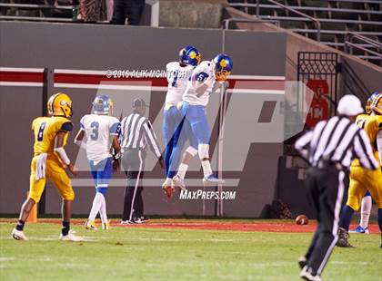 Thumbnail 2 in Dudley vs. Cape Fear (NCHSAA 4A Final) photogallery.