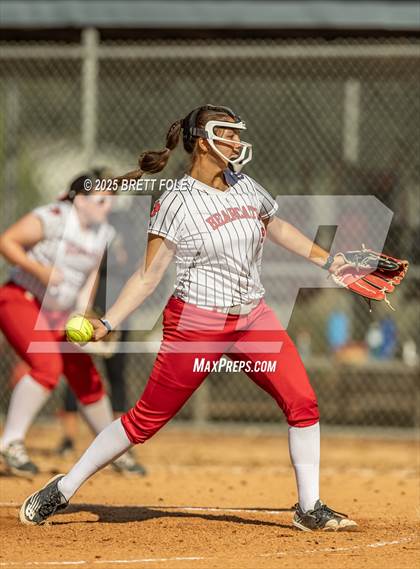 Thumbnail 2 in Lincoln Southeast vs. Scottsbluff photogallery.