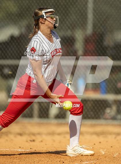 Thumbnail 1 in Lincoln Southeast vs. Scottsbluff photogallery.