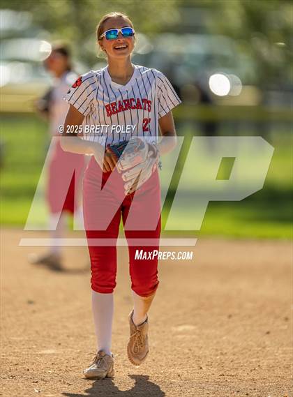 Thumbnail 2 in Lincoln Southeast vs. Scottsbluff photogallery.