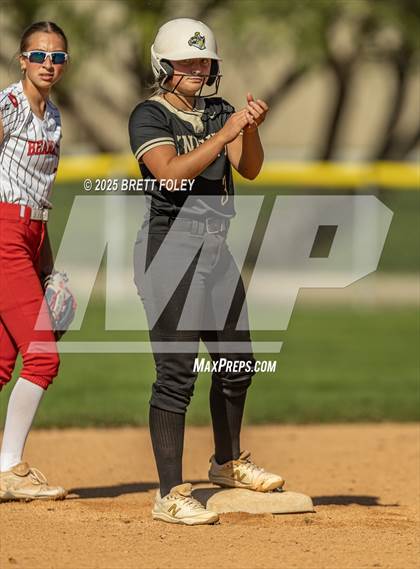 Thumbnail 2 in Lincoln Southeast vs. Scottsbluff photogallery.
