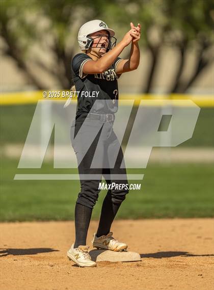 Thumbnail 1 in Lincoln Southeast vs. Scottsbluff photogallery.