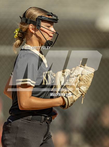 Thumbnail 1 in Lincoln Southeast vs. Scottsbluff photogallery.