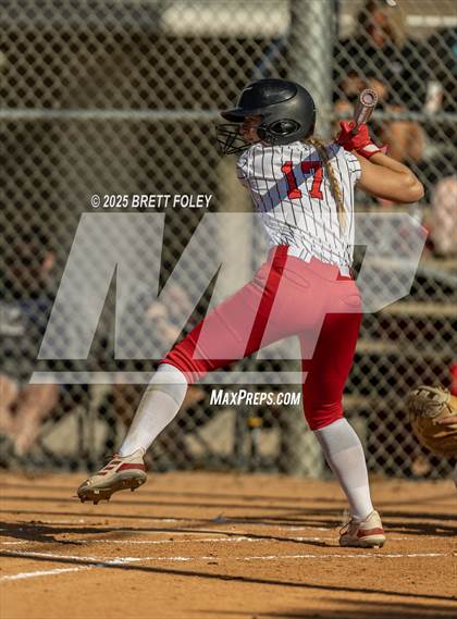 Thumbnail 1 in Lincoln Southeast vs. Scottsbluff photogallery.