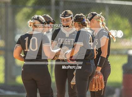 Thumbnail 3 in Lincoln Southeast vs. Scottsbluff photogallery.