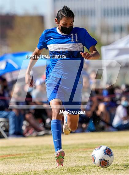 Thumbnail 3 in Lovington vs. Albuquerque Academy photogallery.