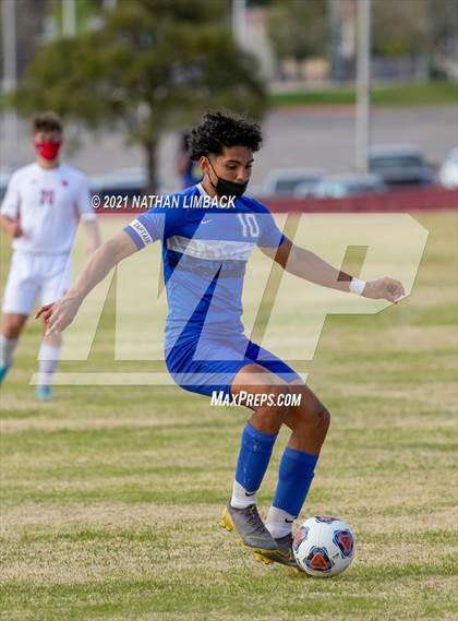 Thumbnail 1 in Lovington vs. Albuquerque Academy photogallery.