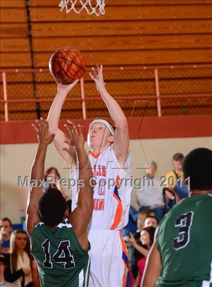 Thumbnail 3 in Webb @ William Blount photogallery.