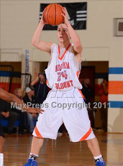 Thumbnail 2 in Webb @ William Blount photogallery.
