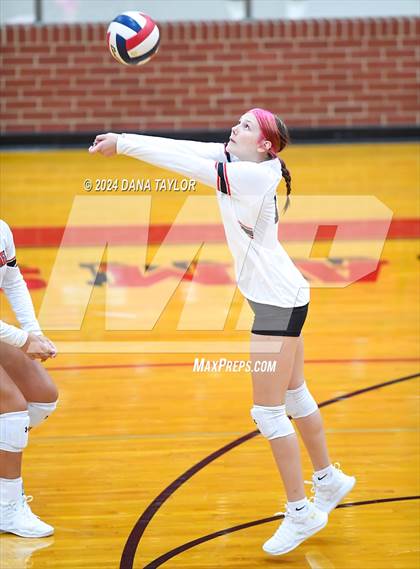 Thumbnail 2 in Iowa Park @ Mineral Wells photogallery.