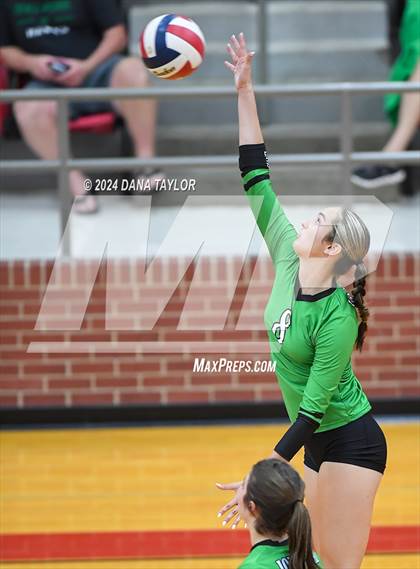 Thumbnail 1 in Iowa Park @ Mineral Wells photogallery.