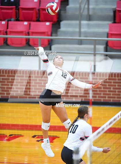 Thumbnail 3 in Iowa Park @ Mineral Wells photogallery.
