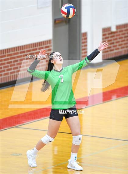 Thumbnail 1 in Iowa Park @ Mineral Wells photogallery.