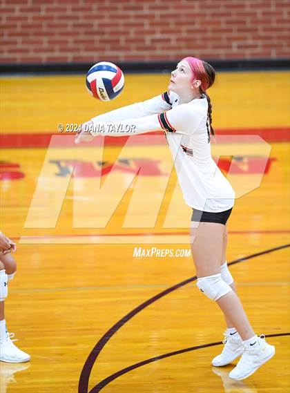Thumbnail 1 in Iowa Park @ Mineral Wells photogallery.