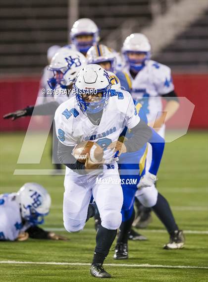 Thumbnail 3 in North Babylon vs. West Islip (Section XI Division II Finals) photogallery.