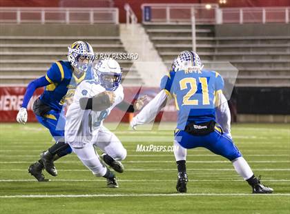Thumbnail 3 in North Babylon vs. West Islip (Section XI Division II Finals) photogallery.