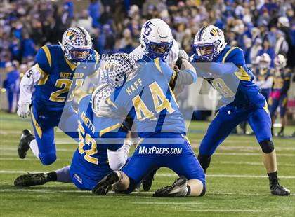 Thumbnail 3 in North Babylon vs. West Islip (Section XI Division II Finals) photogallery.