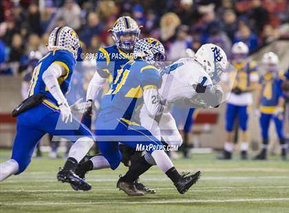Thumbnail 2 in North Babylon vs. West Islip (Section XI Division II Finals) photogallery.