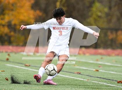 Thumbnail 3 in Ridgefield vs. Xavier (CIAC Class LL 2nd Round) photogallery.