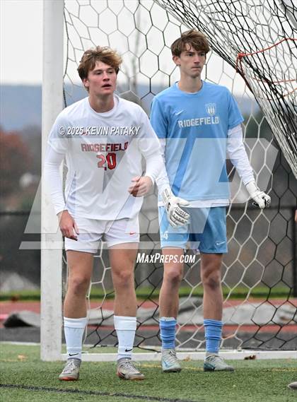 Thumbnail 2 in Ridgefield vs. Xavier (CIAC Class LL 2nd Round) photogallery.