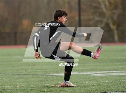 Thumbnail 2 in Ridgefield vs. Xavier (CIAC Class LL 2nd Round) photogallery.